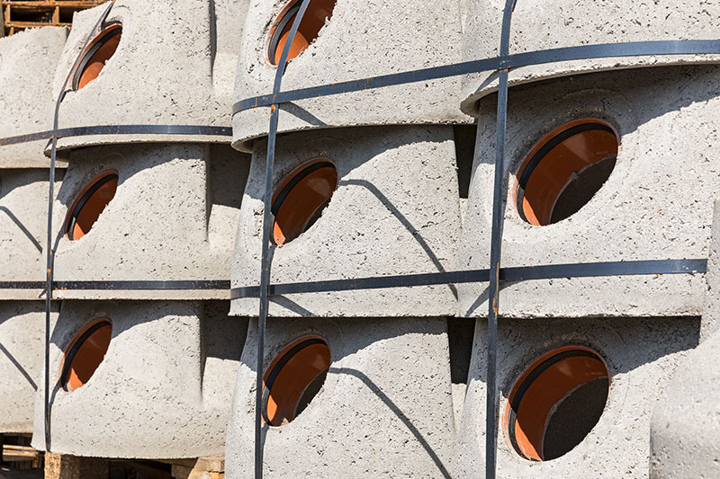 Betonschächte im Tiefbau oft benötigt und bei uns auf Lager.